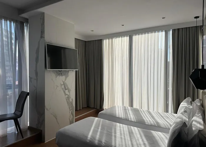 Black Diamond Hotel Tirana